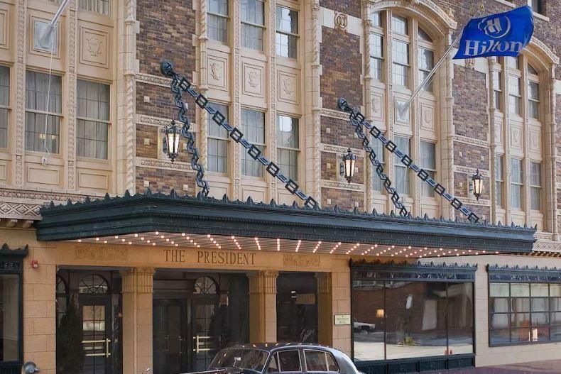 Hilton President Kansas City Exterior foto